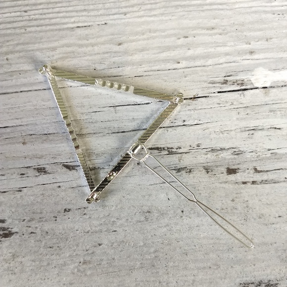 Silver Triangle Geometric Hair Barrette - Picture 5 of 7